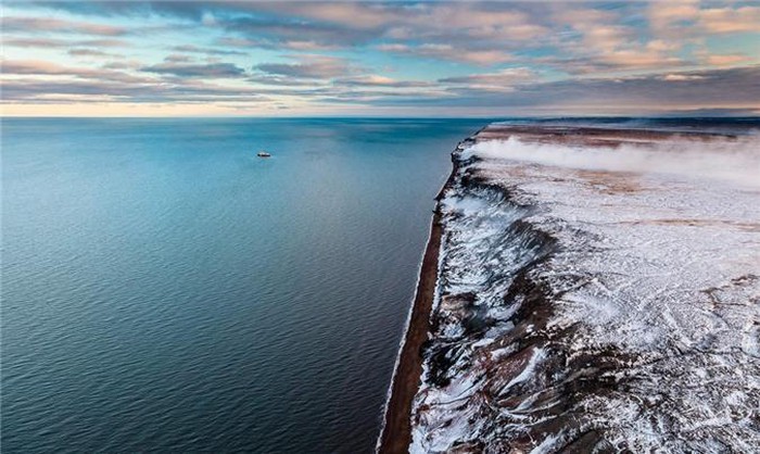 The mystery behind the self-fuming hills for centuries Picture 4