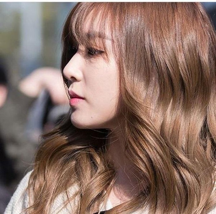 The secret to choosing dyed hair color that matches skin color Picture 2