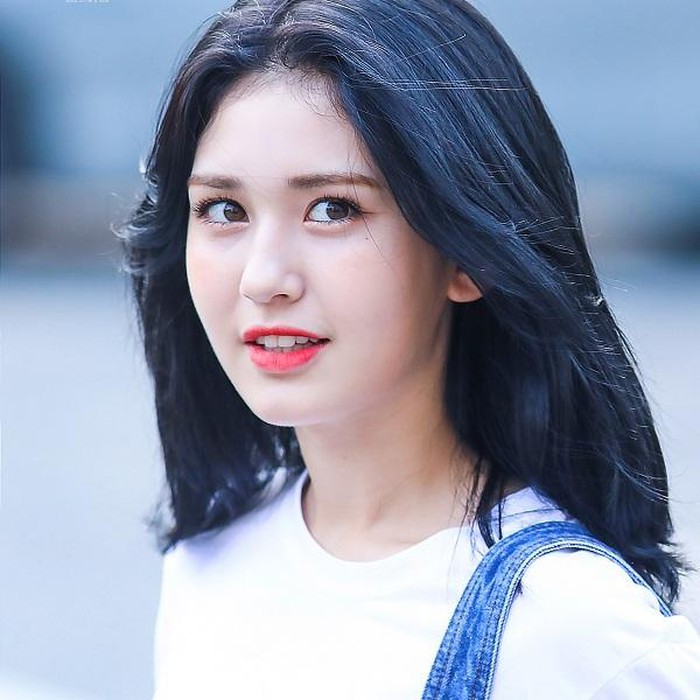 The secret to choosing dyed hair color that matches skin color Picture 3