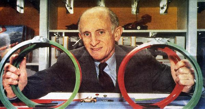 Top 10 geniuses with the greatest scientific invention in history Picture 8