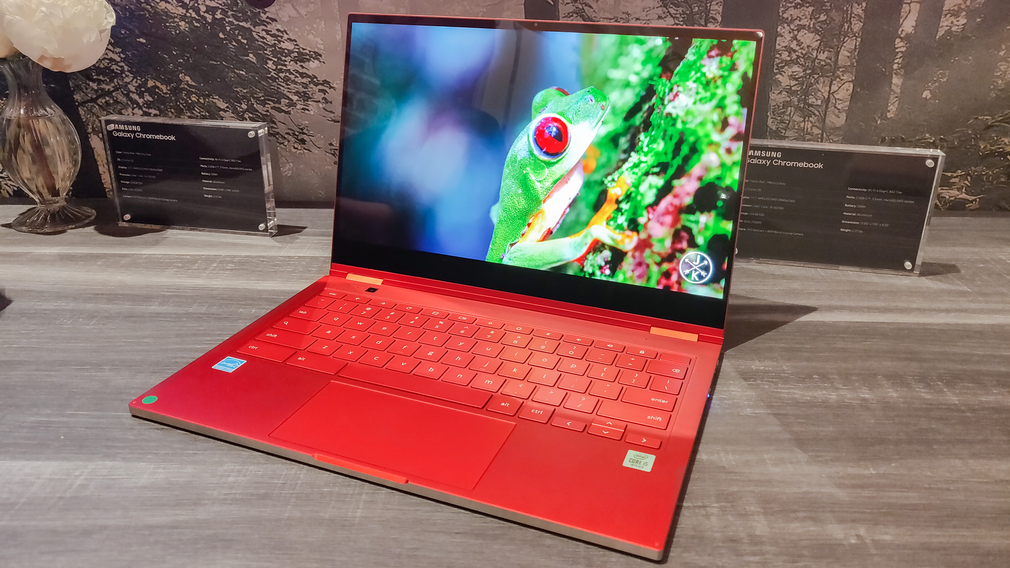 What is the Samsung Galaxy Chromebook impressive? Picture 2