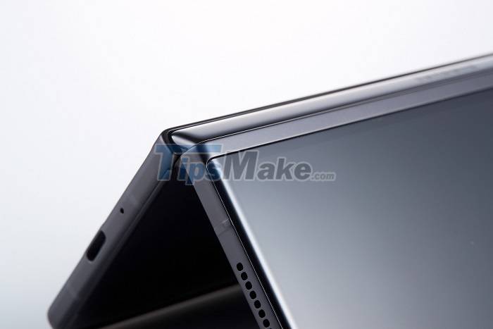 By what miracle can the Galaxy Z Fold3 and Z Flip3 be water resistant? Picture 4