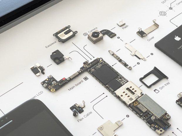 'Dissecting' iPhone 2 to iPhone 7 to see that Apple was very meticulous when designing iphone! Picture 21