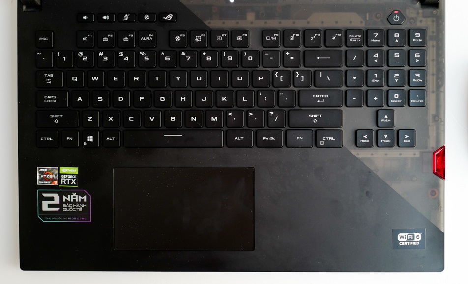 Experience a laptop running ASUS RTX 3080 graphics card Picture 10