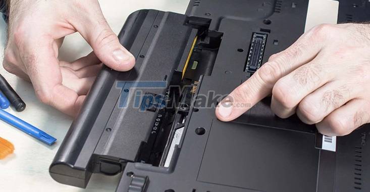 How to fix the error that the computer keeps showing Shutting down when turning on the computer Picture 9