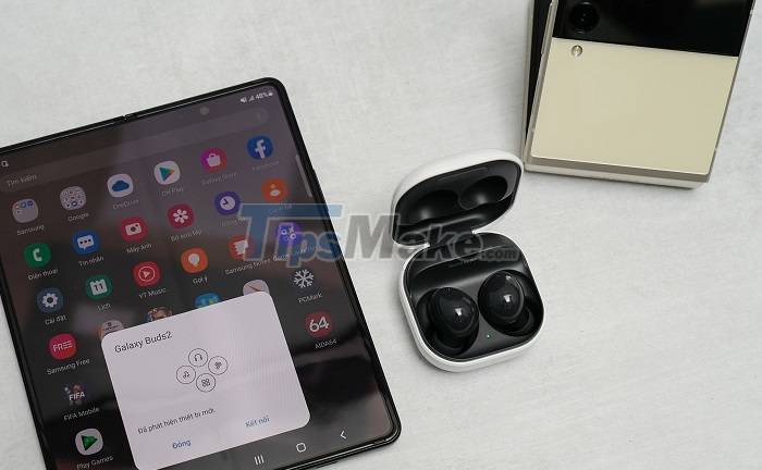 On hand Galaxy Z Fold3/Z Flip3 just launched: Elegant and sophisticated design, hidden camera under the screen, integrated S Pen Picture 21