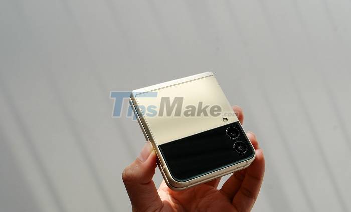 On hand Galaxy Z Fold3/Z Flip3 just launched: Elegant and sophisticated design, hidden camera under the screen, integrated S Pen Picture 24