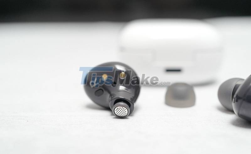 On hand Galaxy Z Fold3/Z Flip3 just launched: Elegant and sophisticated design, hidden camera under the screen, integrated S Pen Picture 39