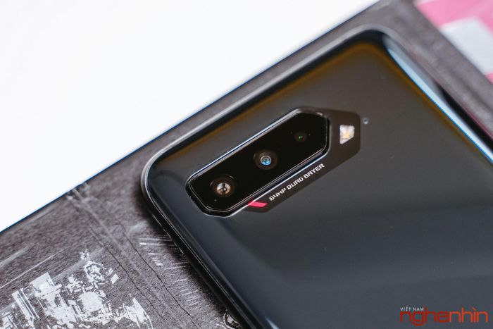 Review ASUS ROG Phone 5 Picture 3