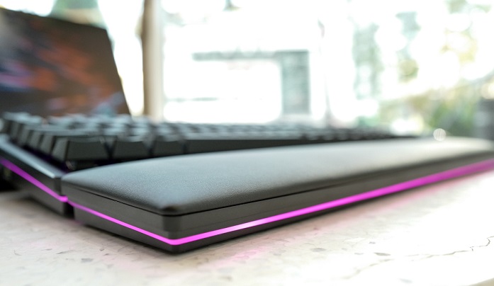 Review Razer Huntsman V2 Analog mechanical keyboard phím Picture 8