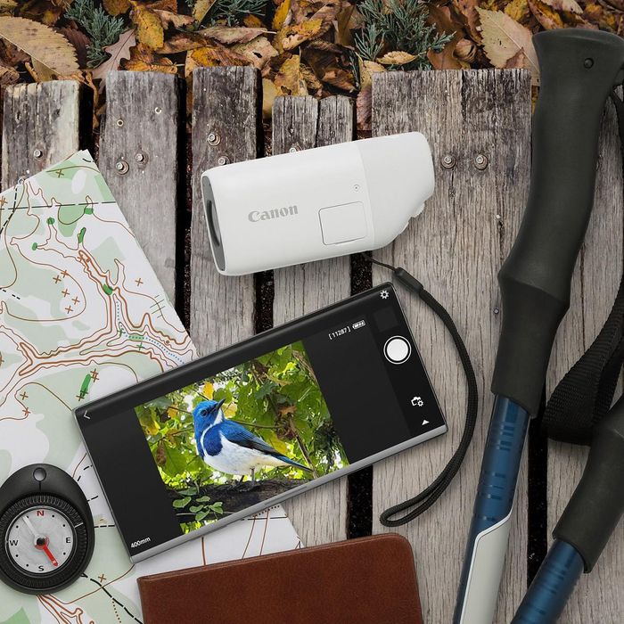 The PowerShot ZOOM, pocket digital camera and binoculars Picture 2