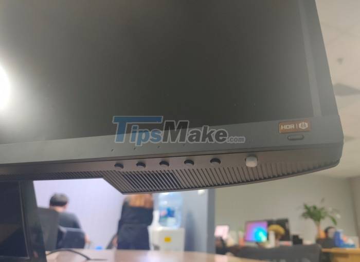 Experience fast BenQ EW3270U: 4K HDR monitor for gamers, integrated with B.I + technology Picture 7