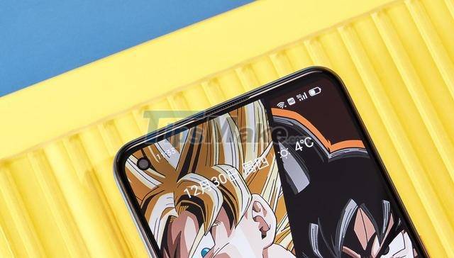 Open the box, in the hands of realme GT Neo2 Dragon Ball cheap Picture 10