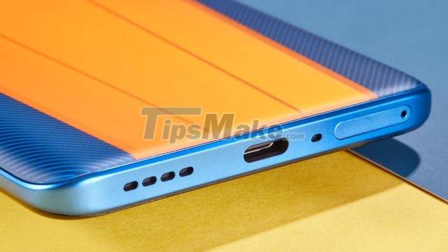 Open the box, in the hands of realme GT Neo2 Dragon Ball cheap Picture 6