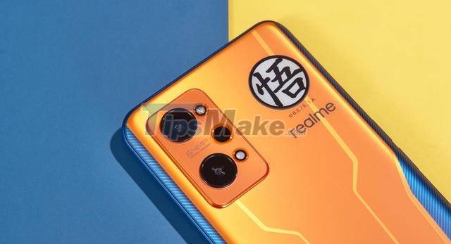 Open the box, in the hands of realme GT Neo2 Dragon Ball cheap Picture 8