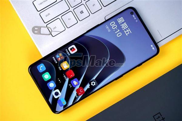 Review on hand OnePlus 10 Pro: 'Extreme' cheap as three Nokia G50s Picture 12