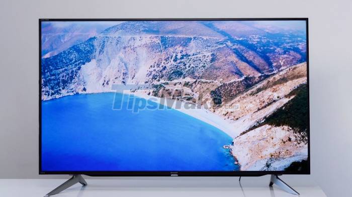Review SHARP AQUOS 4T-C60DL1X TV: Large size - Attractive price Picture 6