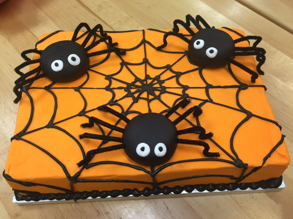 Unique and impressive Halloween cakes Picture 20