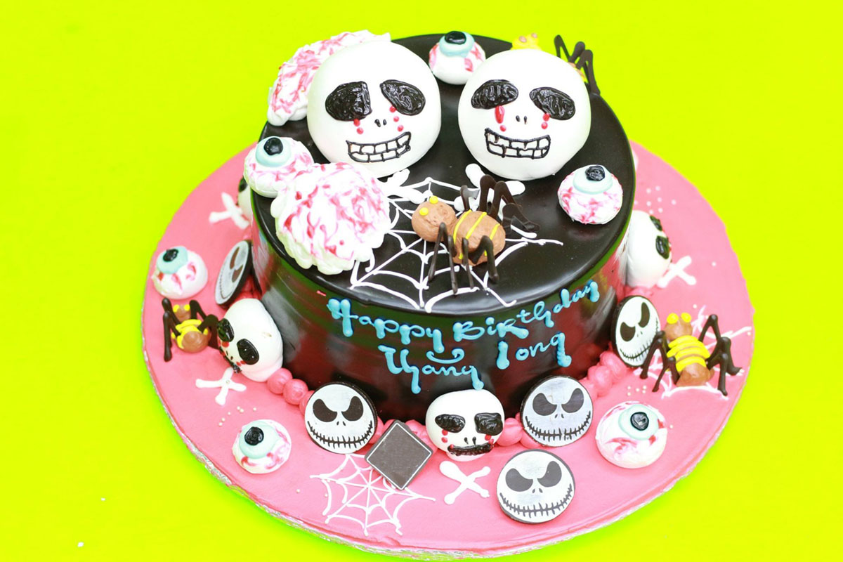 Unique and impressive Halloween cakes Picture 24