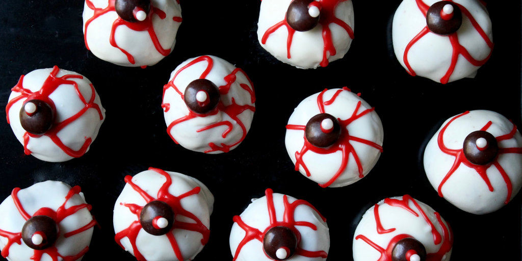 Unique and impressive Halloween cakes Picture 40