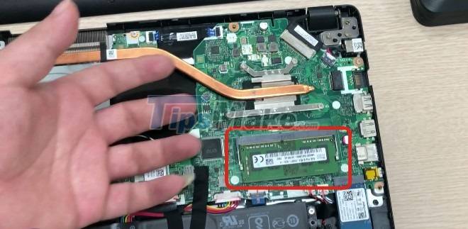 What's inside a laptop? Picture 3