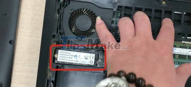 What's inside a laptop? Picture 4