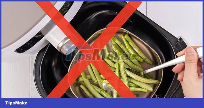 6 foods you should not put in an air fryer Picture 1