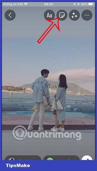 How to insert emoji into photos on iPhone is very simple Picture 13