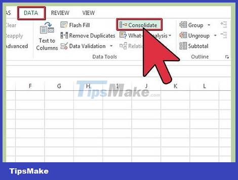 How to Merge in Excel - TipsMake.com