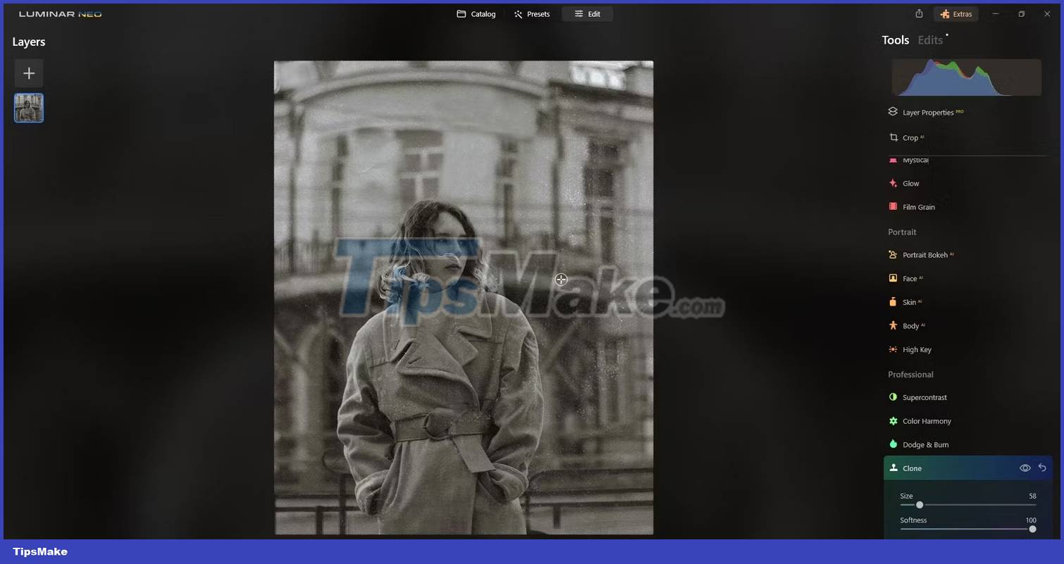 How to restore old family photos with Luminar Neo Picture 15