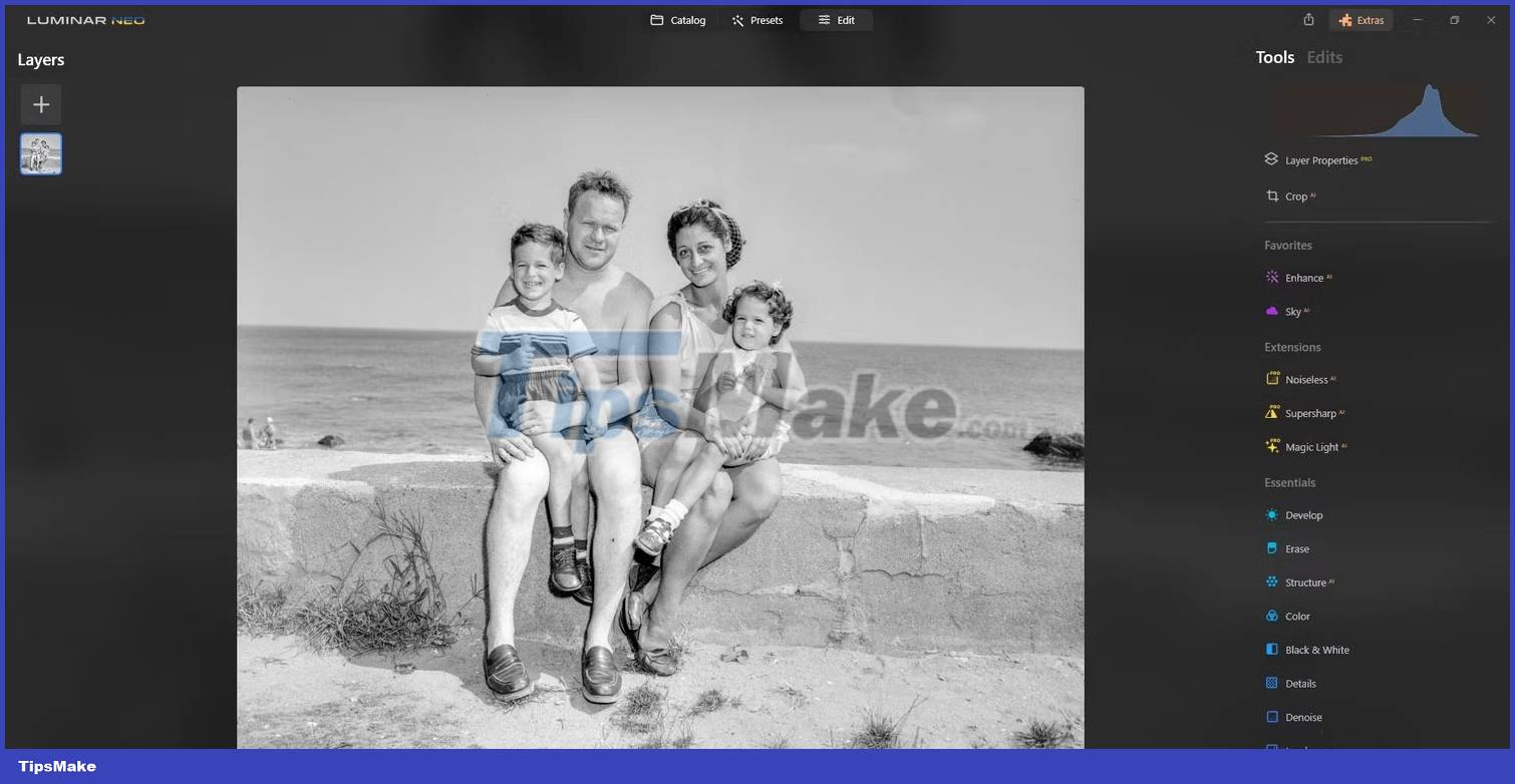How to restore old family photos with Luminar Neo Picture 6
