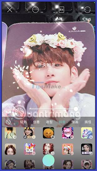 Instructions for using FaceU to take unique selfies Picture 25