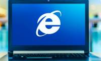Microsoft urges users to stop using Internet Explorer