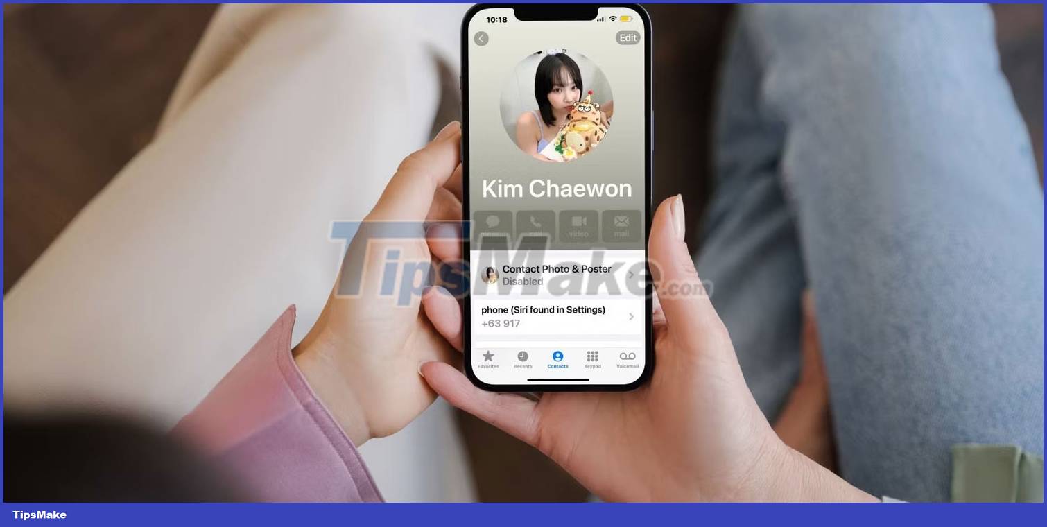 images 2 of 10 things you should never store in your smartphone