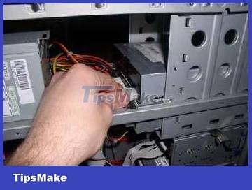 How to assemble an optical drive for a computer Picture 5