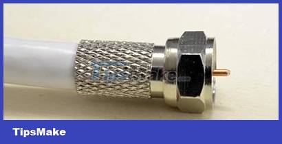 How to attach the cable TV line Picture 10