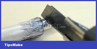 How to attach the cable TV line Picture 7