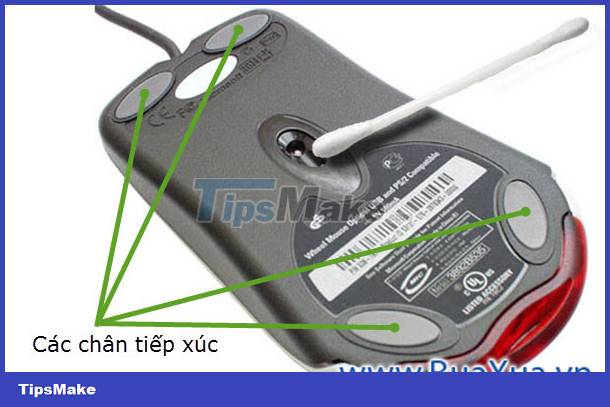 How to clean a computer mouse Picture 5