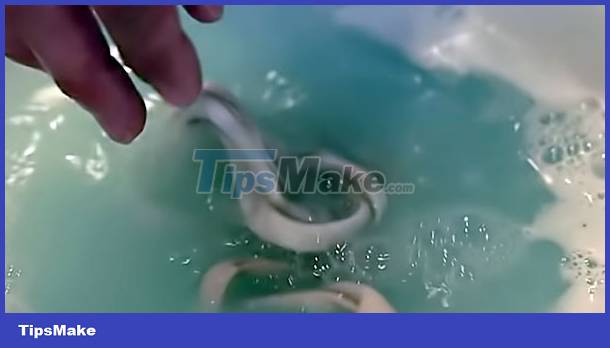 How to clean leather shoes Picture 4