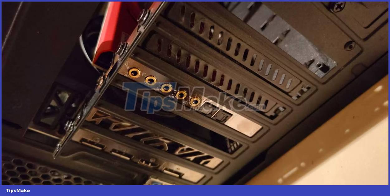 Picture 5 of How to install a sound card on a computer