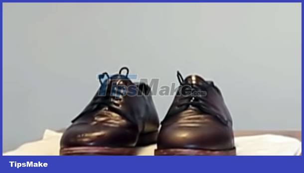 How to polish leather shoes clean and beautiful every day Picture 5