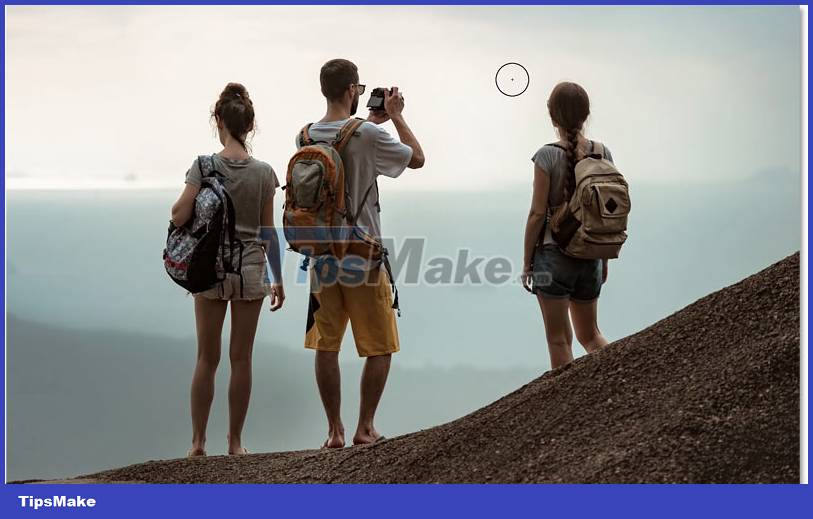 Remove objects in photos with Photoshop's new AI-powered Remove Tool Picture 2