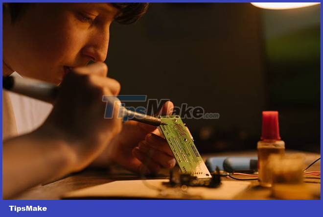 What is hardware hacking? Is it worrisome? Picture 2