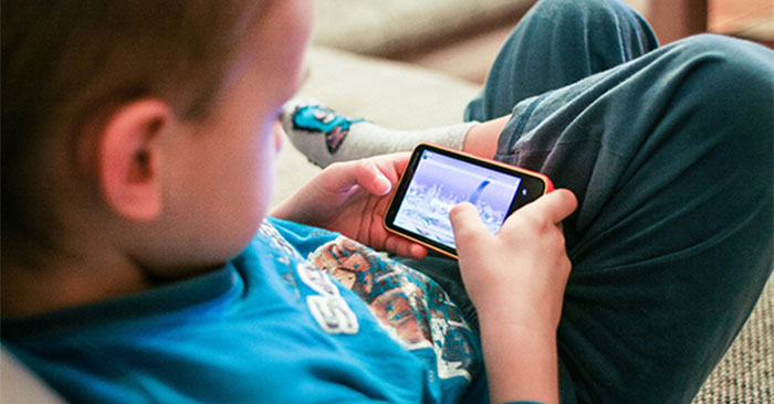 Internet Addiction: Complete Guide