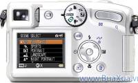 How to adjust aperture and speed on popular digital cameras