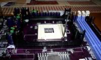How to assemble the CPU into the mainboard of the computer