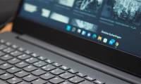 How to change the Windows 11 Taskbar icon size to 32x32