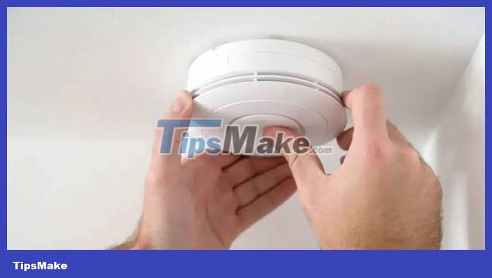 10 items you thought you could use forever, but it turns out they still have an expiration date Picture 7