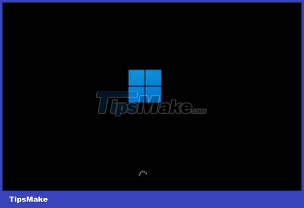 Black screen error after updating Windows 10+11, how to fix? - TipsMake.com