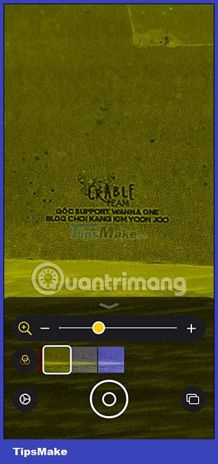 Detailed instructions for using magnifier on iPhone Picture 10